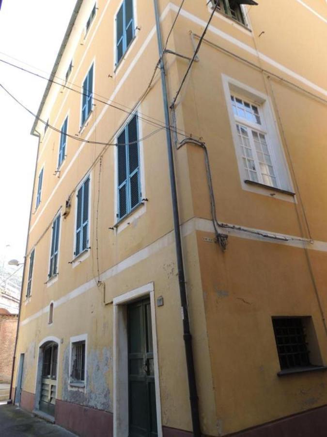Апартаменти Bilocale Centro Storico - Via Sant' Erasmo Бонассола Екстер'єр фото